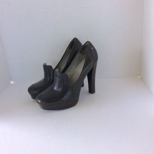 Calvin Klein Briah Calf dark brown pumps.